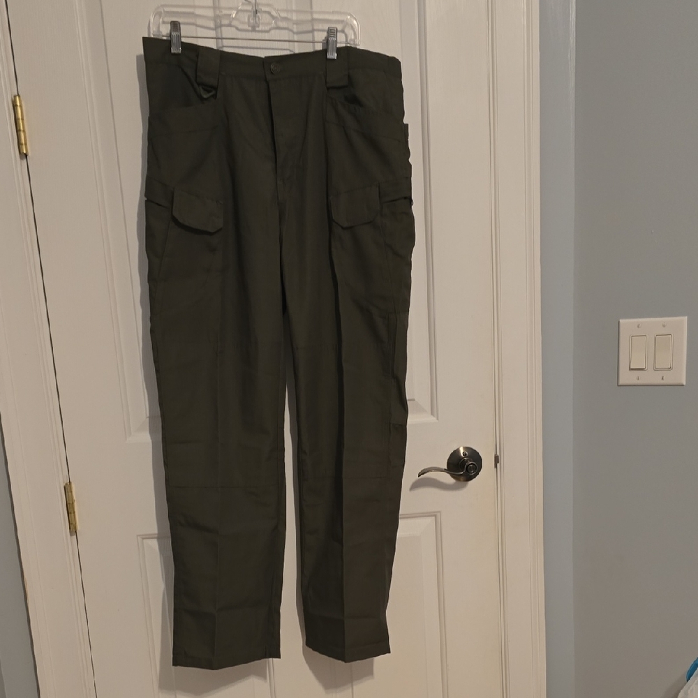 Men's Olive Cargo Pants